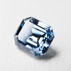 Diamante di forma ottagonale