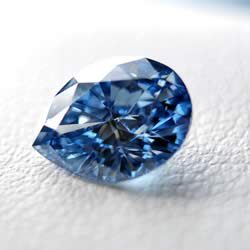 Diamante di forma tondeggiante